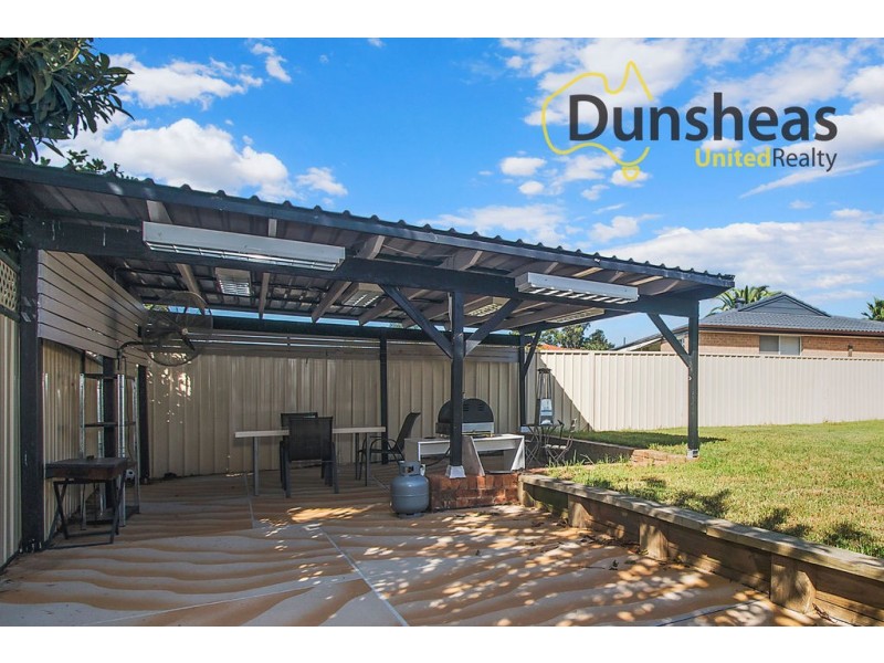 5 Riesling Place, Eschol Park NSW 2558