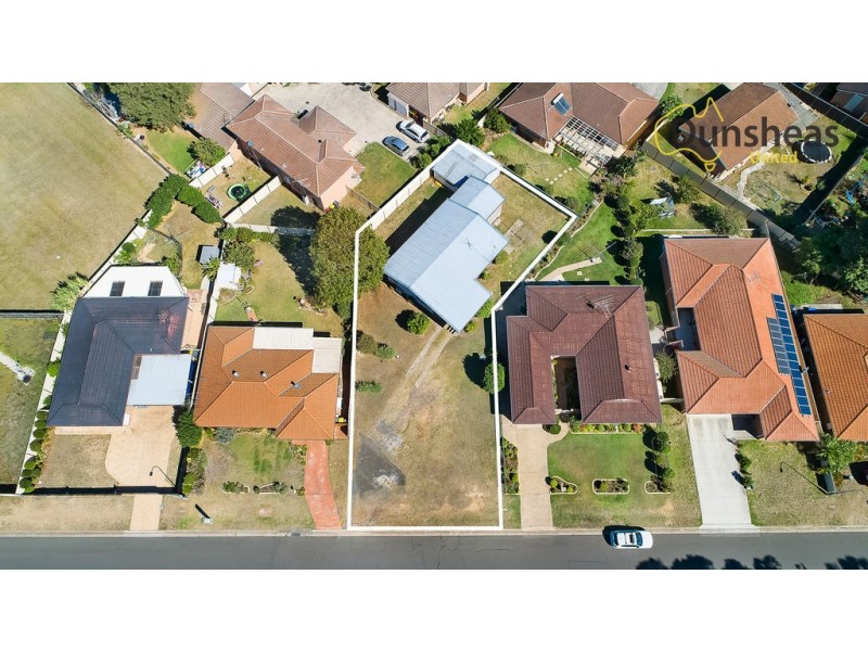 34 Ohlfsen Road, Minto NSW 2566