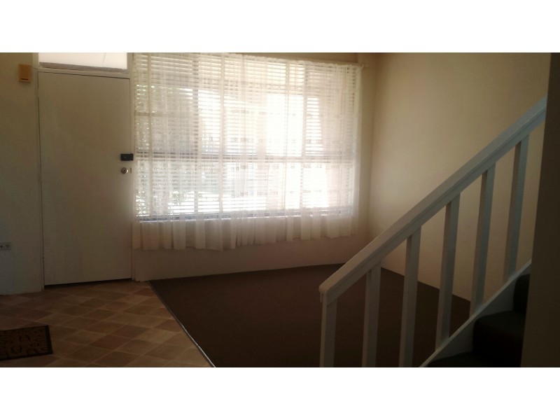 6/72-74 Macquarie Road, Ingleburn NSW 2565