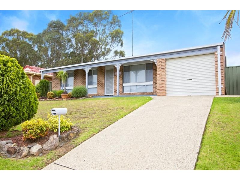 24 Vauxhall Place, Ingleburn NSW 2565