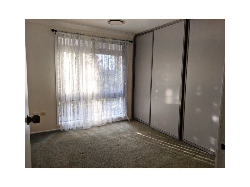24 Vauxhall Place, Ingleburn NSW 2565