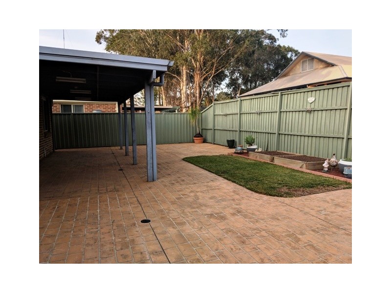 24 Vauxhall Place, Ingleburn NSW 2565