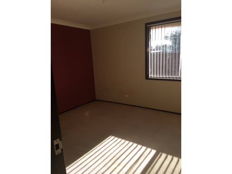 4/90 Chester Road, Ingleburn NSW 2565