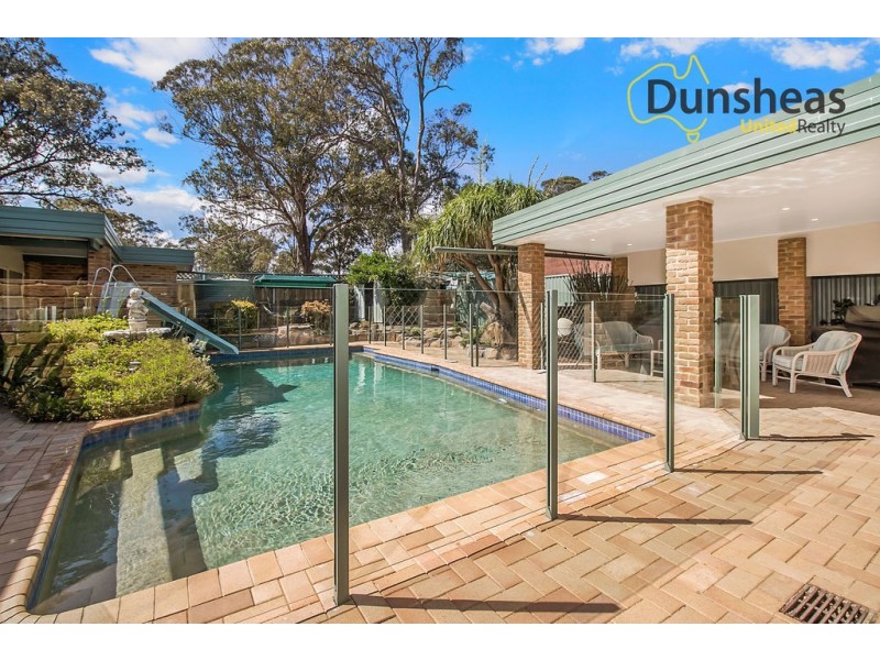 5 Edna Place, Ingleburn NSW 2565