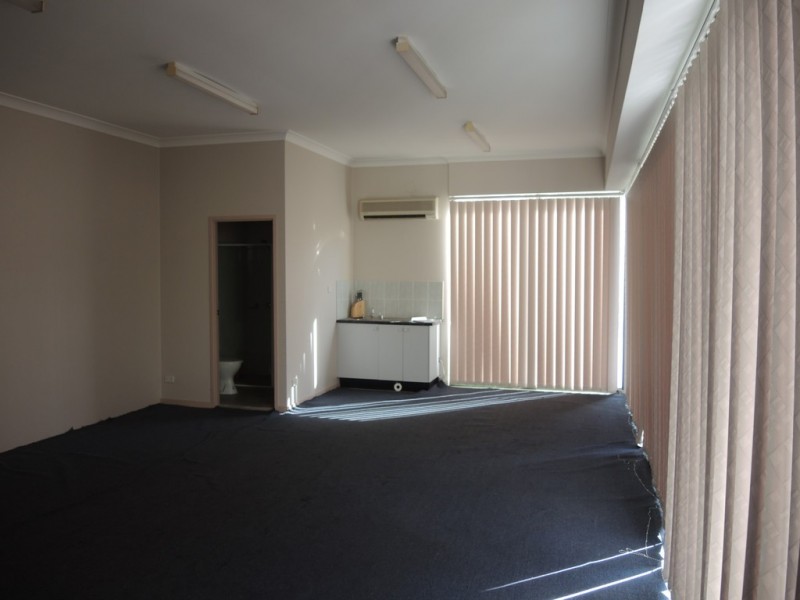 4/23 Stennett Rd, Ingleburn NSW 2565