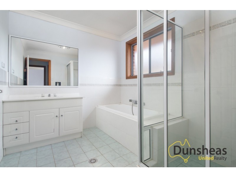 12/3 Turner Place, Casula NSW 2170