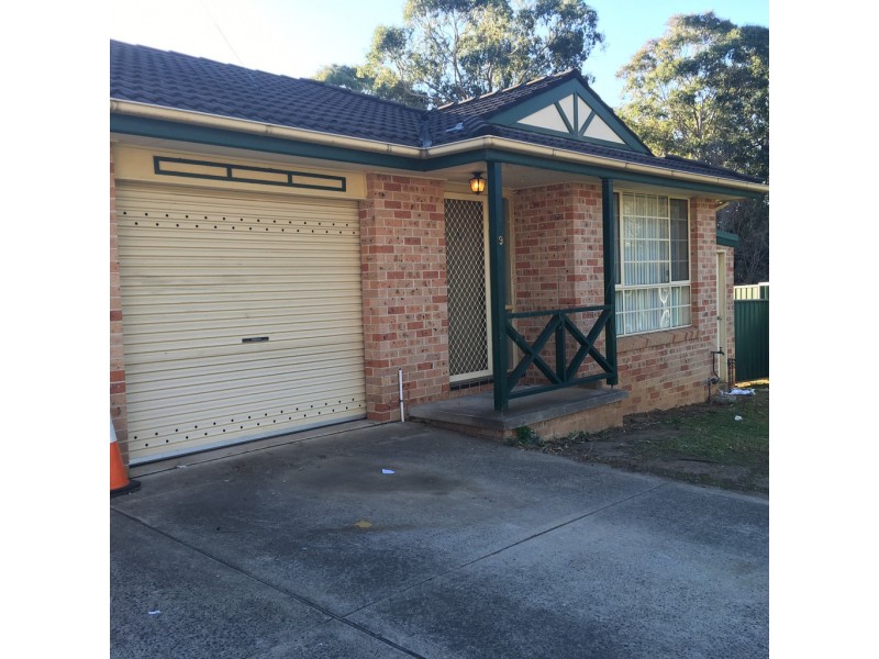 9/6 Westmoreland Road, Minto NSW 2566