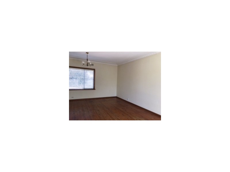 27 Gordon Avenue, Ingleburn NSW 2565