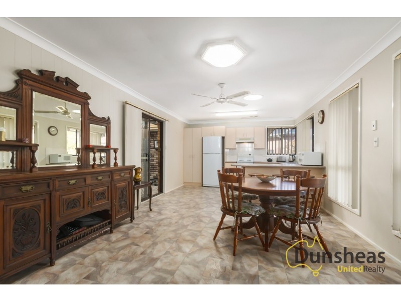 8 Valda Place, Ingleburn NSW 2565