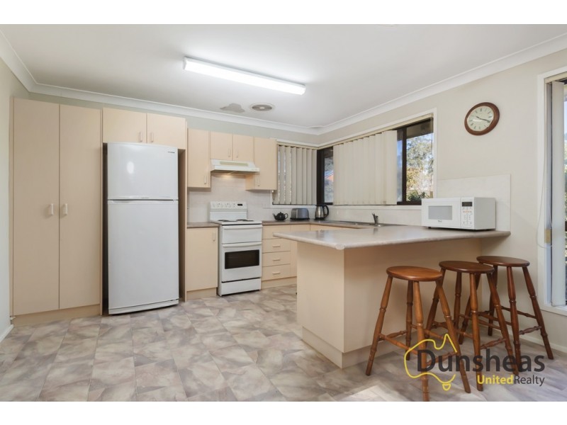 8 Valda Place, Ingleburn NSW 2565