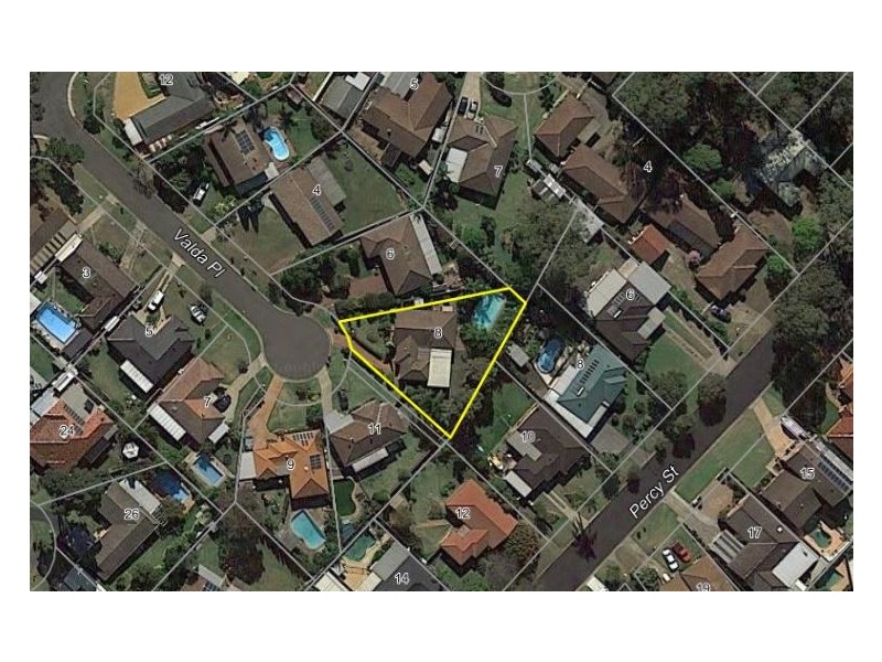 8 Valda Place, Ingleburn NSW 2565