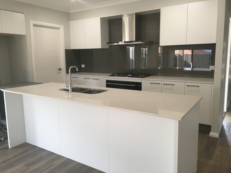 18 Arkenstone Way, Leppington NSW 2179