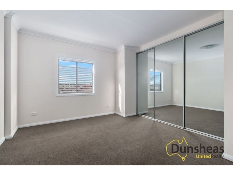 3/6 Kent Street, Minto NSW 2566