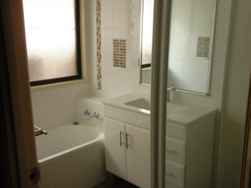 104 Harrow Road, Glenfield NSW 2167