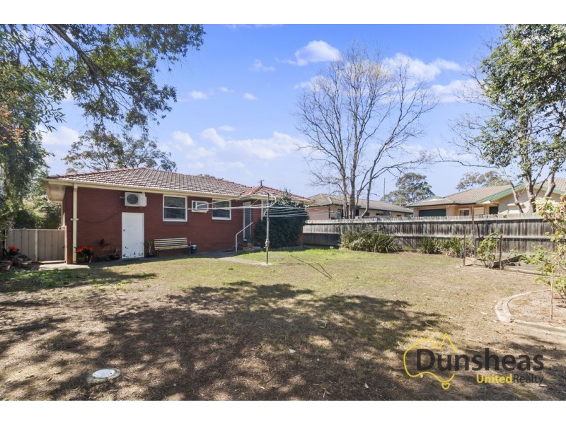 5 Flint Street, Ingleburn NSW 2565