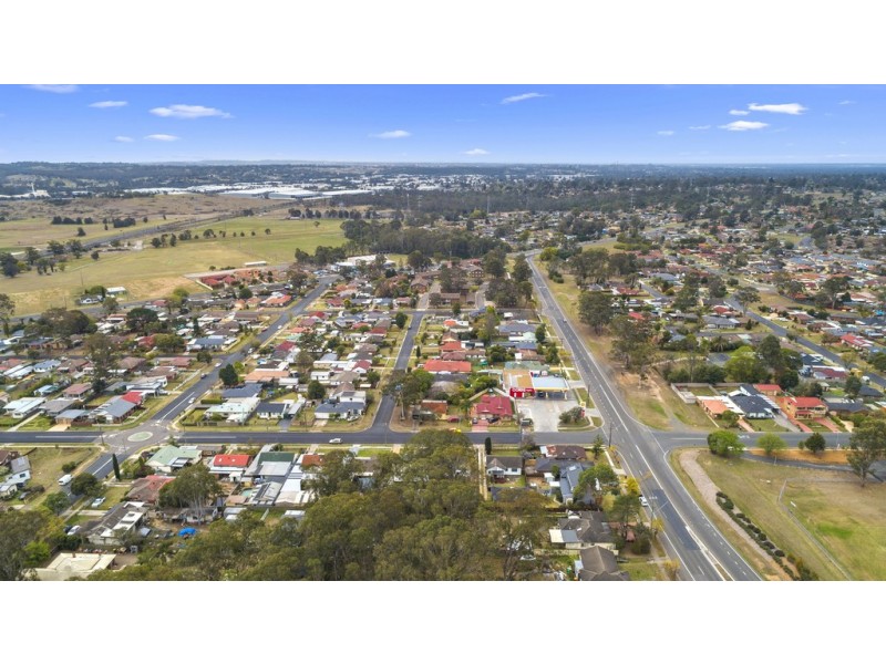 33 Durham Street, Minto NSW 2566