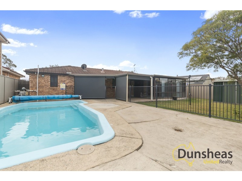 50 Livingstone Ave, Ingleburn NSW 2565