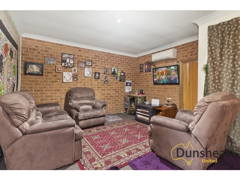 9/30 Kings Road, Ingleburn NSW 2565