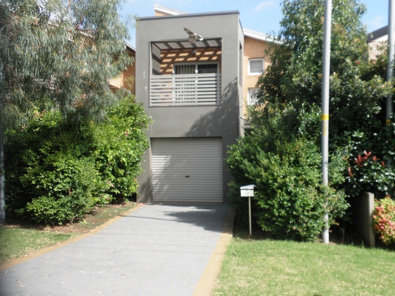 13D Aubrey Street, Ingleburn NSW 2565