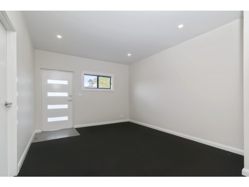 1/26-28 Third Avenue, Macquarie Fields NSW 2564