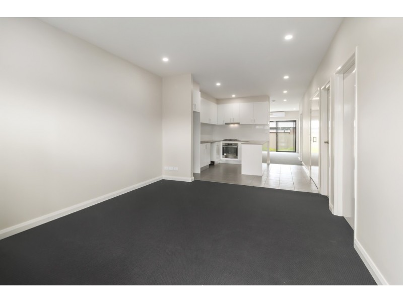 1/26-28 Third Avenue, Macquarie Fields NSW 2564