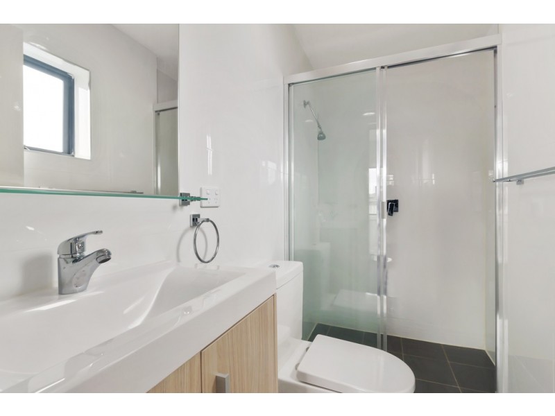 1/26-28 Third Avenue, Macquarie Fields NSW 2564