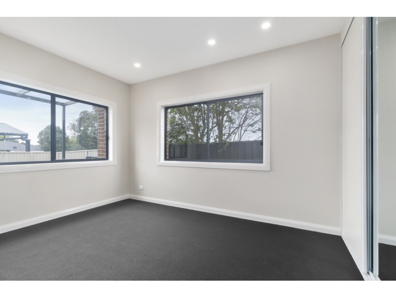 1/26-28 Third Avenue, Macquarie Fields NSW 2564