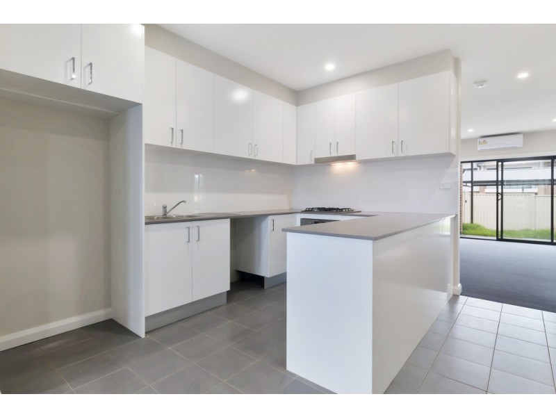 1/26-28 Third Avenue, Macquarie Fields NSW 2564