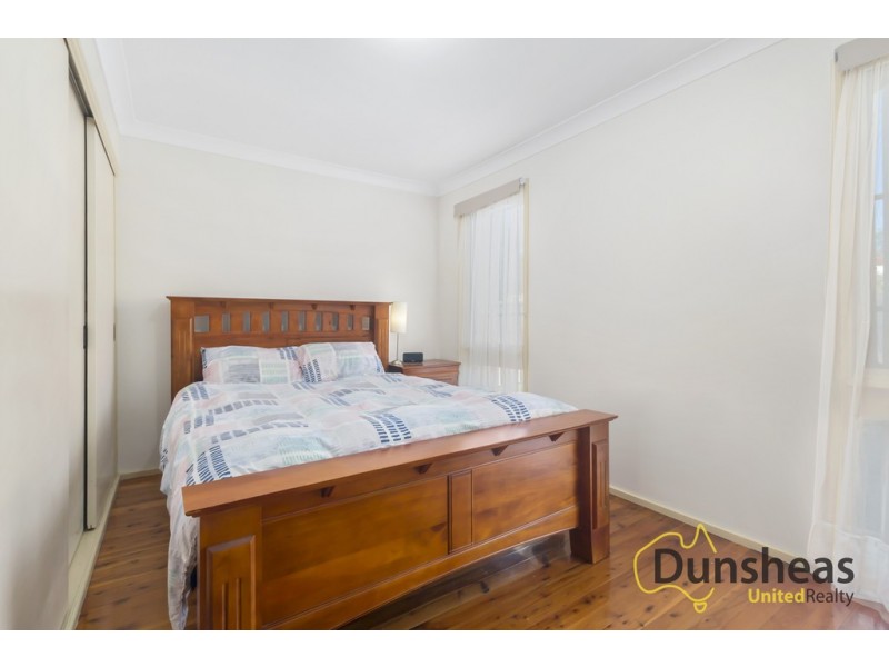 34 Fenton Crescent, Minto NSW 2566