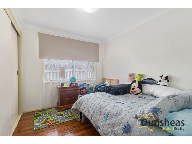 34 Fenton Crescent, Minto NSW 2566