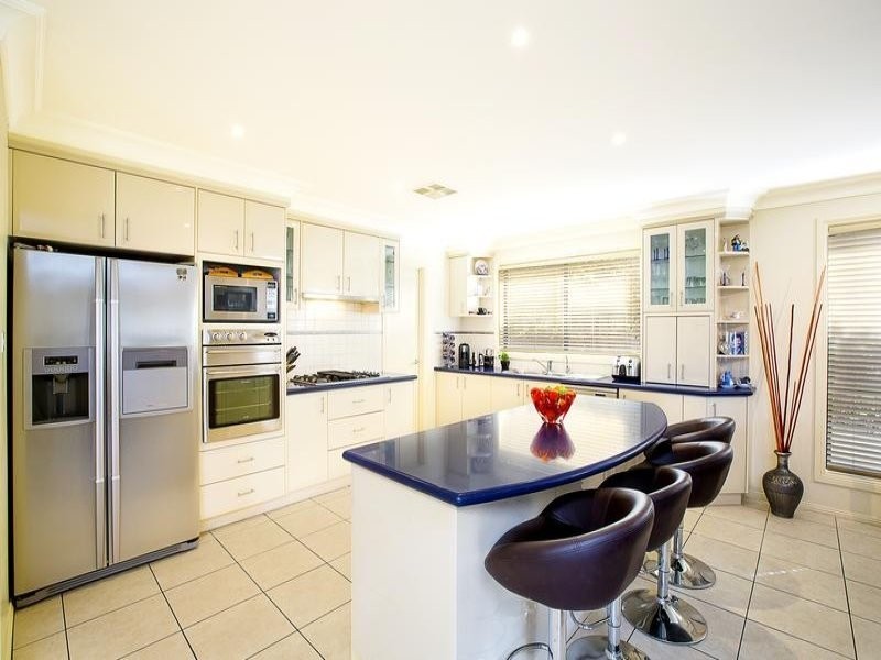 11 Homestead Circuit, Macquarie Links NSW 2565