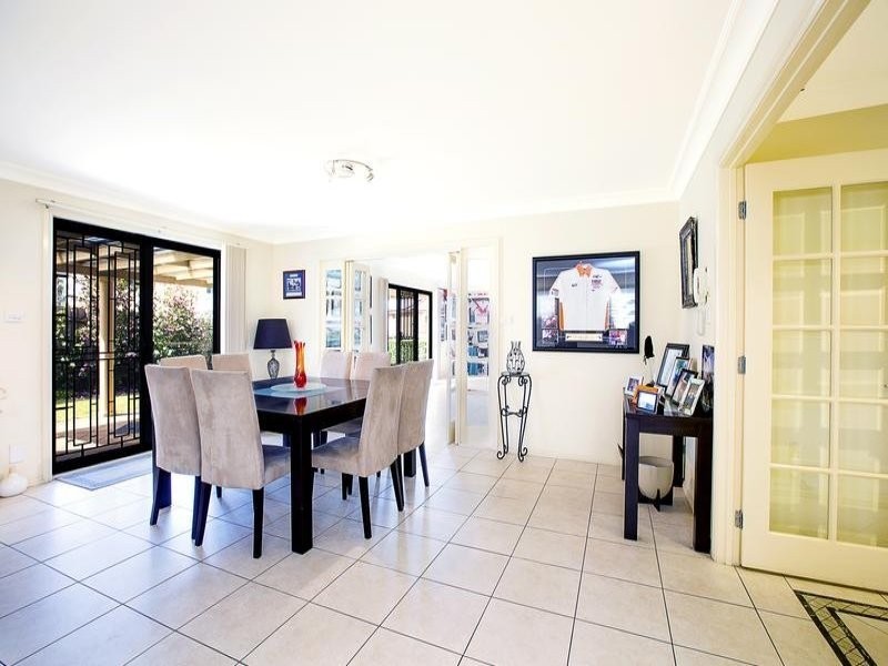 11 Homestead Circuit, Macquarie Links NSW 2565