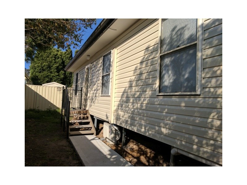 22A Cranberry Street, Macquarie Fields NSW 2564