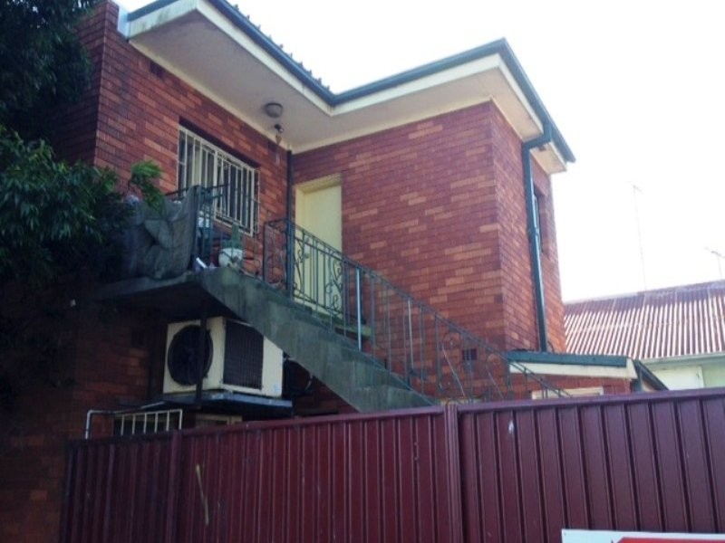 1/90 Railway Parade, Glenfield NSW 2167