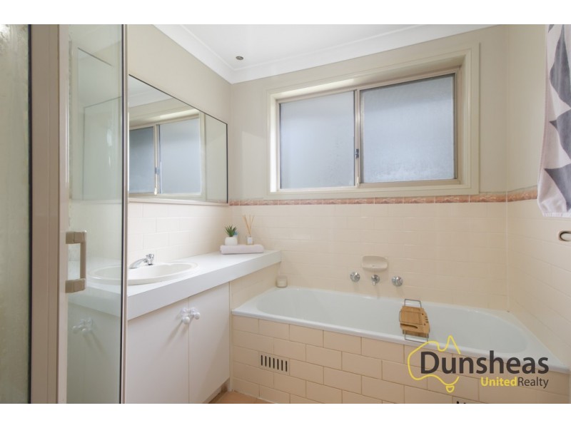 11 Daimler Place, Ingleburn NSW 2565