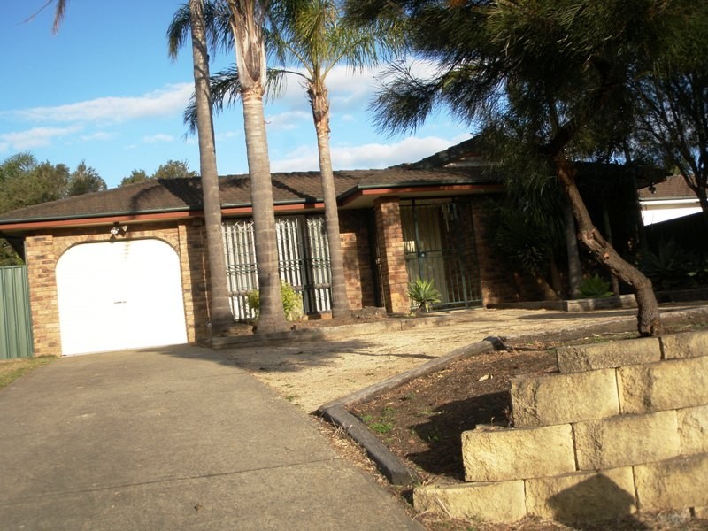 109 Atchison Road, Macquarie Fields NSW 2564