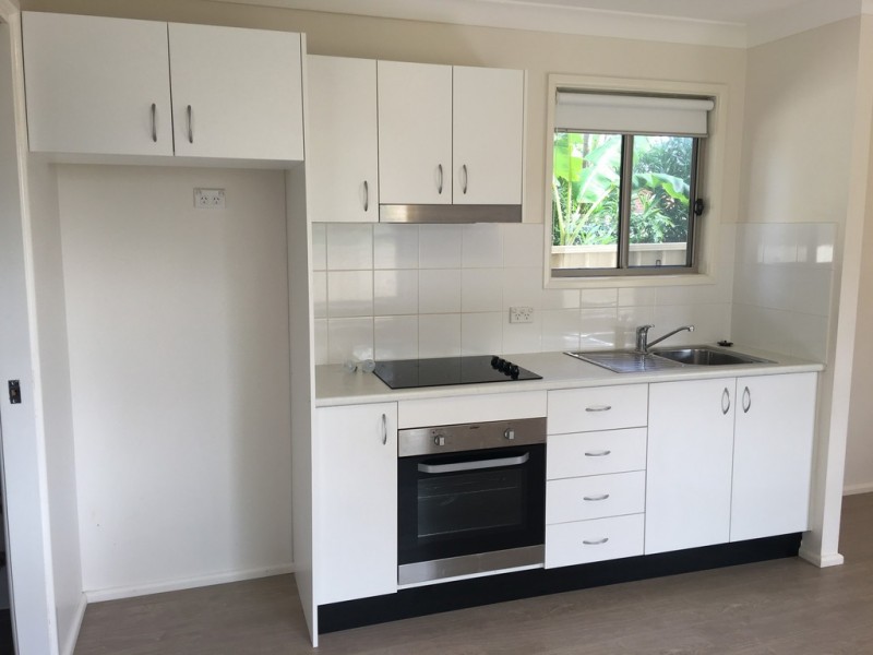 8c Evelyn Street, Macquarie Fields NSW 2564