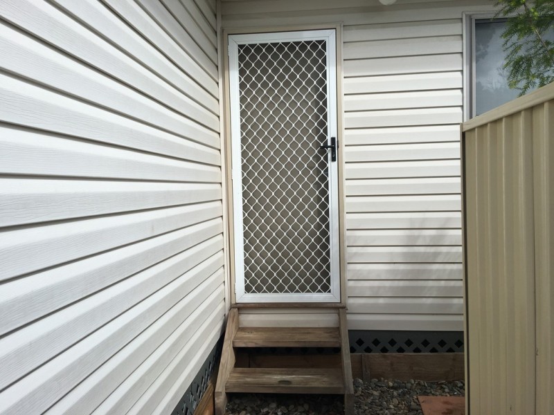 8c Evelyn Street, Macquarie Fields NSW 2564