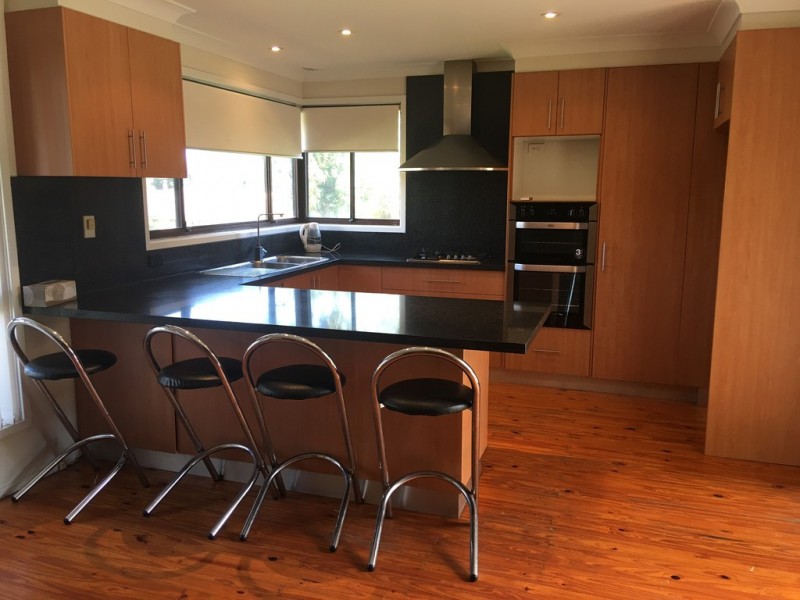 2 Honeyeater Place, Ingleburn NSW 2565