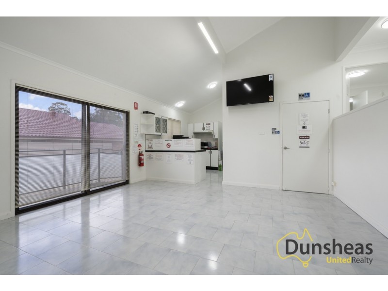 190 Longhurst Road, Minto NSW 2566
