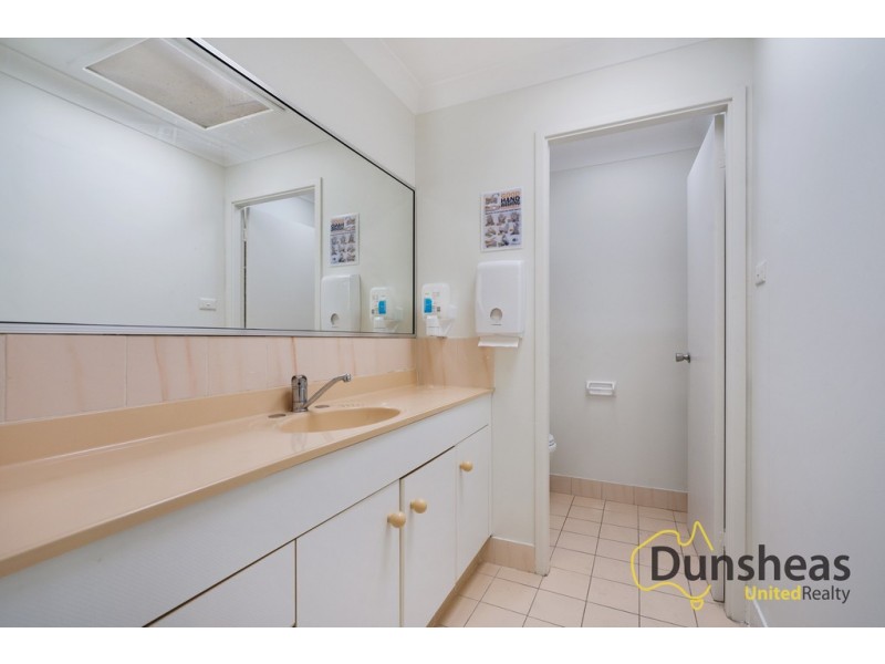190 Longhurst Road, Minto NSW 2566
