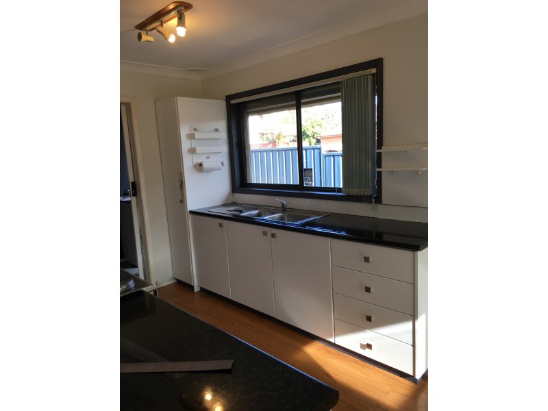 30/6 Dotterel Place, Ingleburn NSW 2565