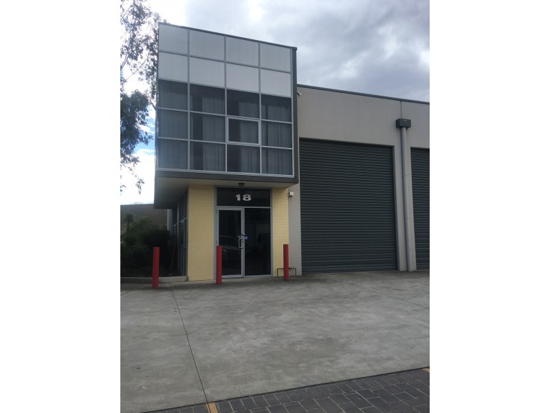 18/10-12 Montore Road, Minto NSW 2566