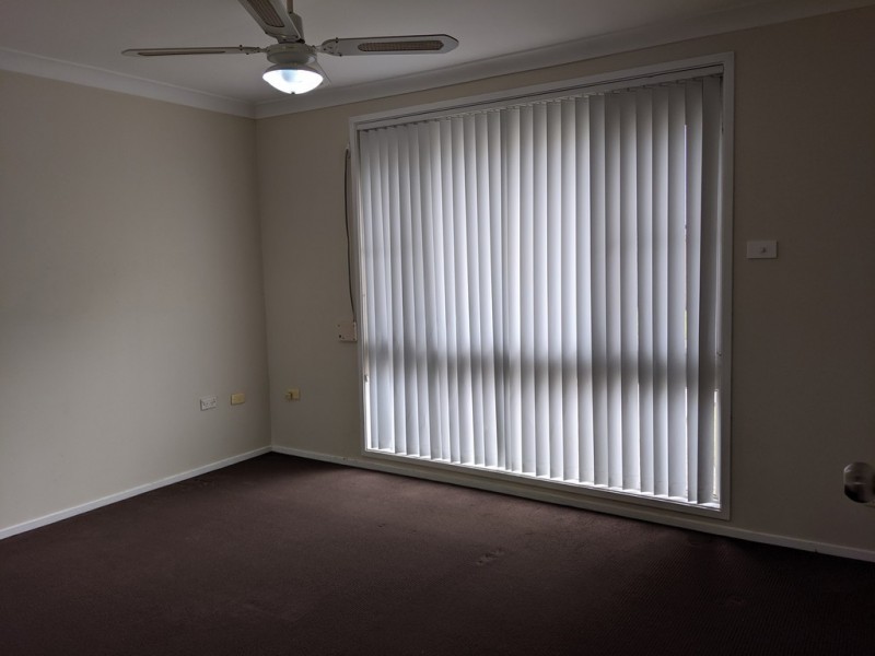 3 Nigel Place, Macquarie Fields NSW 2564