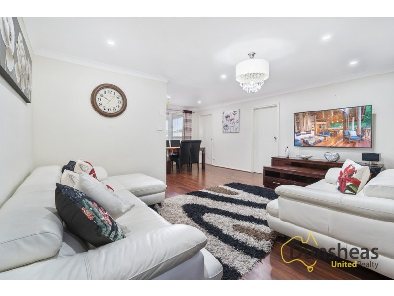 26 Fergusson Street, Glenfield NSW 2167