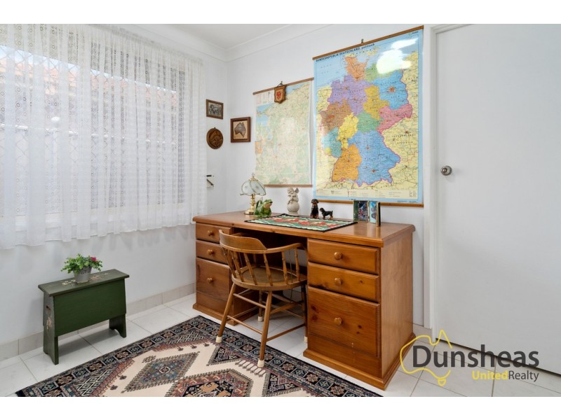 40 Freeman Circuit, Ingleburn NSW 2565