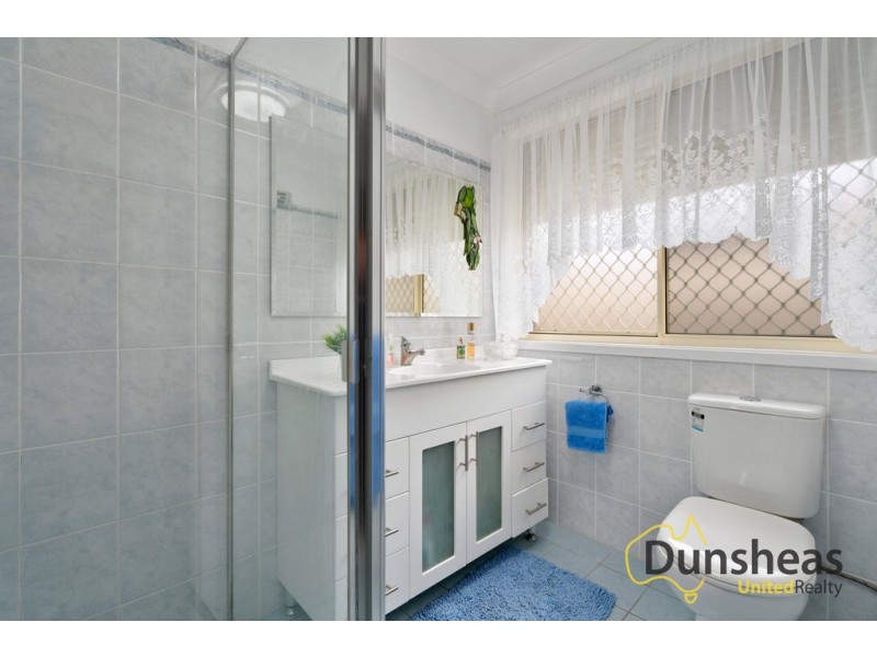 40 Freeman Circuit, Ingleburn NSW 2565