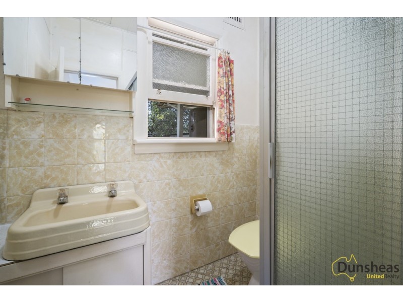 1 Jaclyn Street, Ingleburn NSW 2565