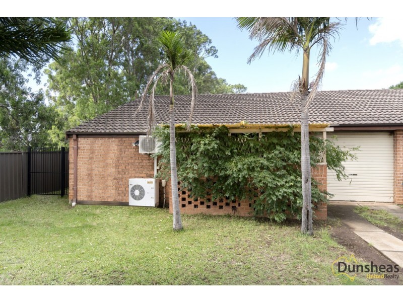 1/9 Evelyn Street, Macquarie Fields NSW 2564
