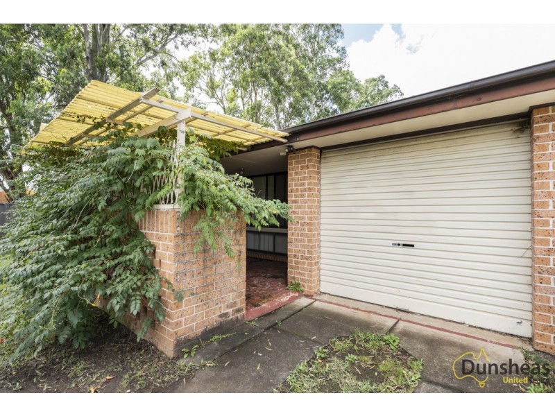 1/9 Evelyn Street, Macquarie Fields NSW 2564